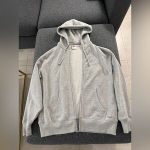 Aritzia hoodie zip up